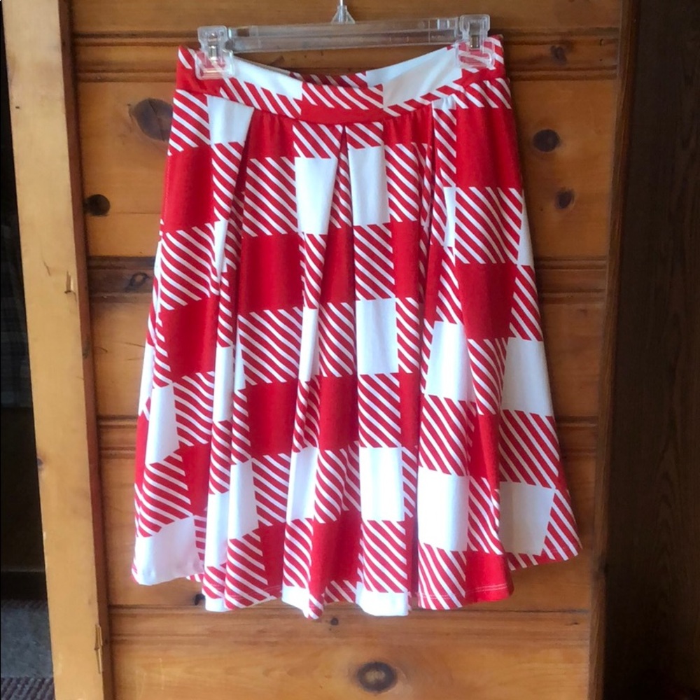 Lularoe skirt